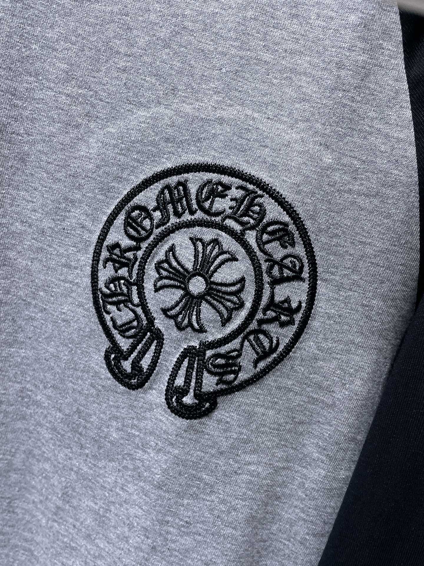 Minimal Cross Tee – Clean Streetwear Silhouette