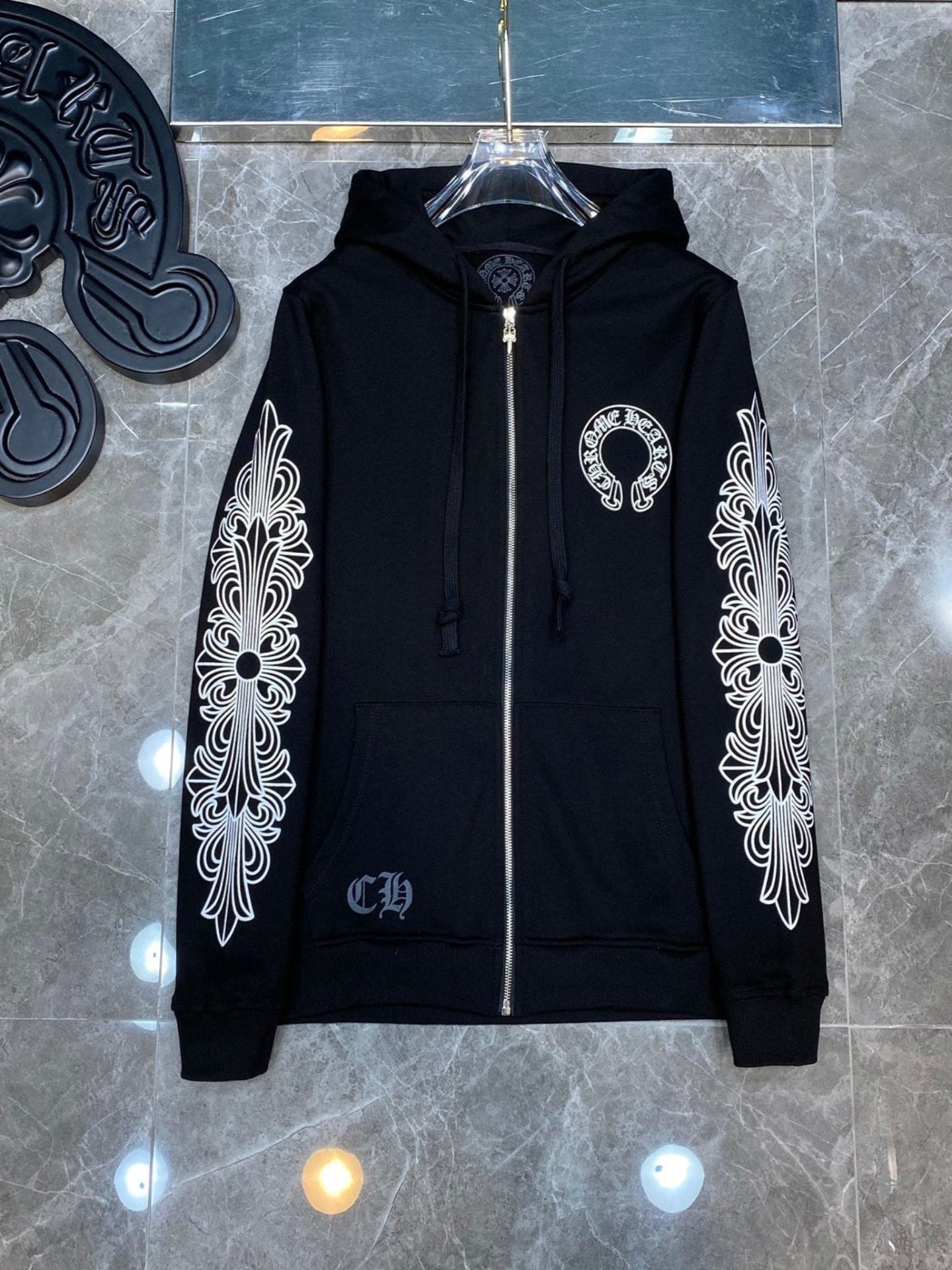 Cross Graphic Zip up Hoodie – Relaxed Fit Layer