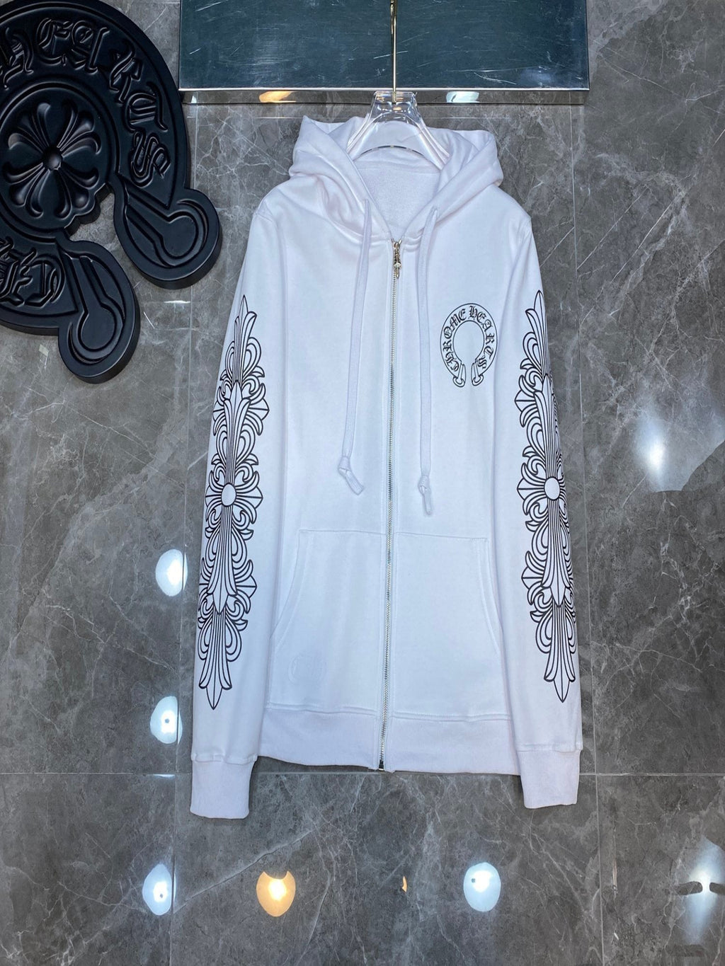 Cross Graphic Zip up Hoodie – Relaxed Fit Layer