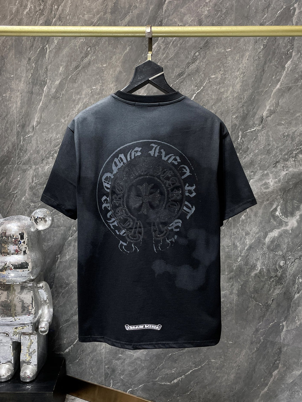 Washed Vintage Cross Tee – Faded Streetwear Graphic