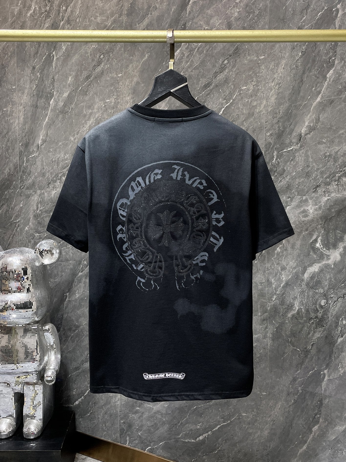 Washed Vintage Cross Tee – Faded Streetwear Graphic